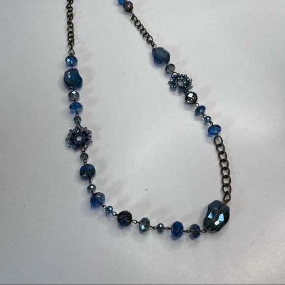 Jewelry - Vintage Aqua Blue Opera Round Chain Necklace 💎